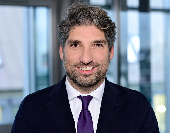 Matthias Brodeßer - Head of Transaction Management International